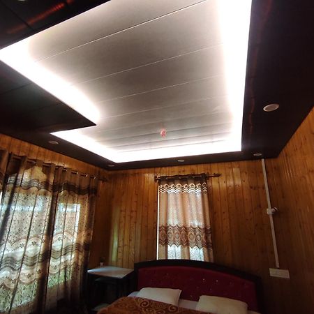 Srīnagar New Zum Zum Hotel & Restaurant المظهر الخارجي الصورة
